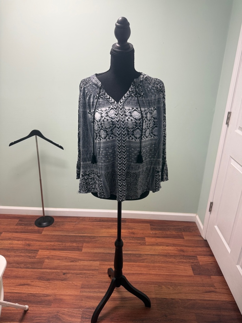 Style & Co. Black and White Printed Peasant Blouse